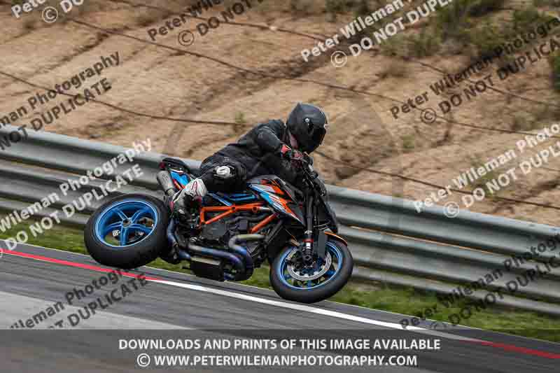 cadwell no limits trackday;cadwell park;cadwell park photographs;cadwell trackday photographs;enduro digital images;event digital images;eventdigitalimages;navarra;no limits trackdays;peter wileman photography;racing digital images;trackday digital images;trackday photos